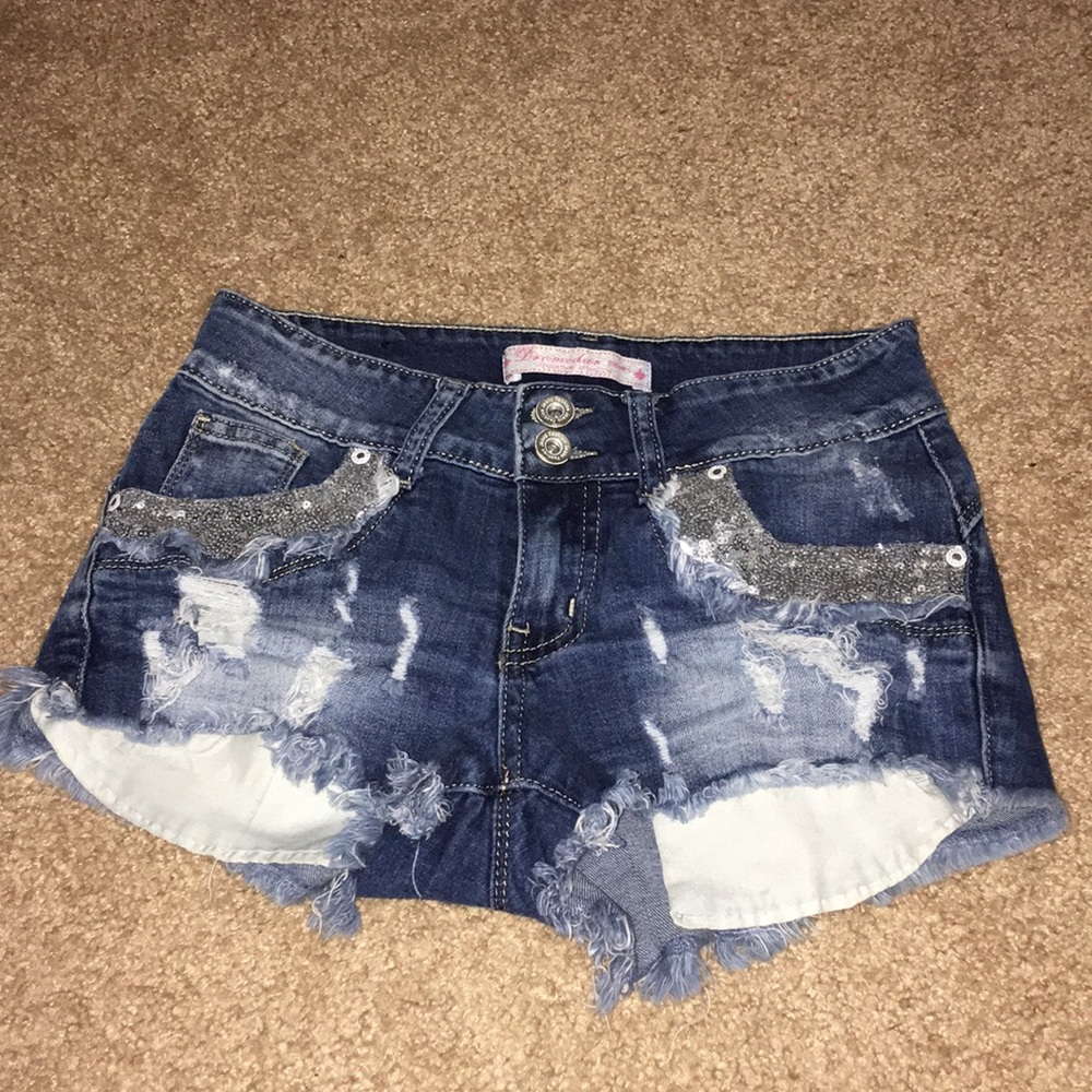 Denim shorts w/ sequins